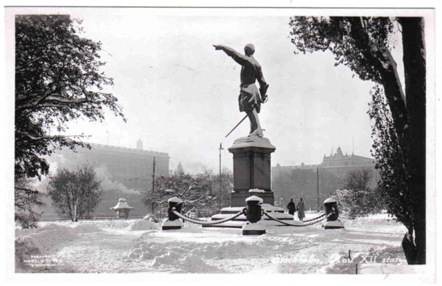 285   Stockholm. Karl XII staty.