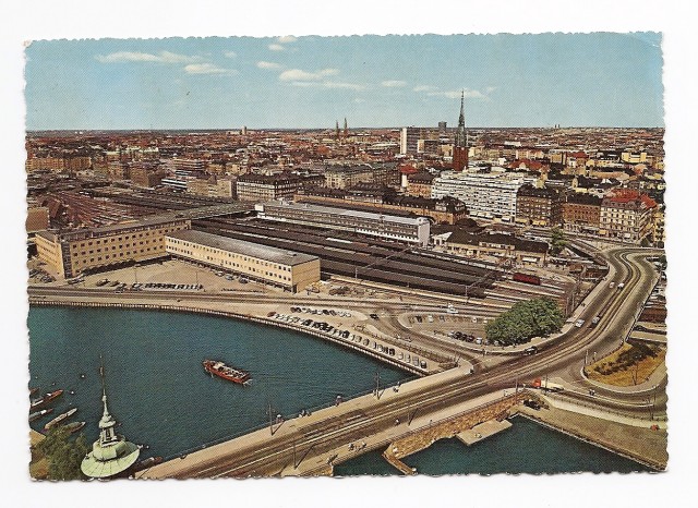 962-8 STOCKHOLM - Utsikt från Stadshustornet mot City